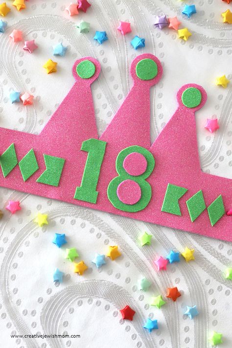 DIY-birthday-crown Birthday Crown For Girl, Diy Birthday Crown, A4 Sticker, Birthday Crowns, Toilet Paper Tube, Polka Dots Fashion, Birthday Crown, Glue Crafts, Foam Crafts