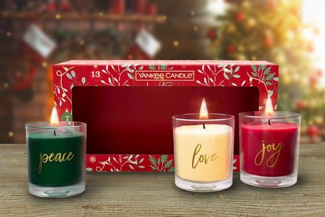 £8.99 instead of £21.99 for a 6pc Candle Wax MeltsWax Burner Gift Set from Seen It Onlinesave 59% Christmas Jar Candles, Christmas Candle Gift Set, Candle Gifts Ideas, Minecraft Magic, Christmas Candle Ideas, Christmas Candle Jars, Vanilla Scents, Candle Making Recipes, Handmade Candles Diy