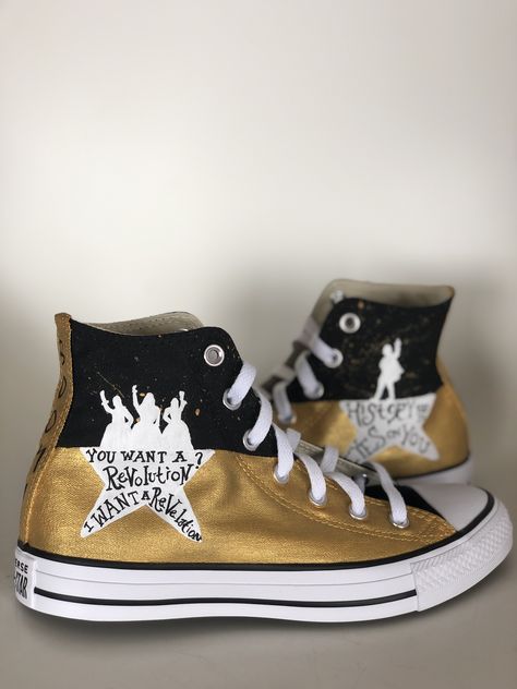 Hamilton Converse, Diy Painted Converse, Hamilton Shoes, Theatre Kids Funny, Converse Ideas, Hamilton Outfits, Theater Kid Problems, Cute Converse Shoes, Theatre Outfit