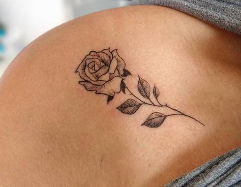 Black Rose Collar Bone Tattoo, Rose Clavicle Tattoo, Collar Bone Rose Tattoo, Rose Tattoo On Collar Bone, Front Shoulder Tattoos For Women Unique, Collar Tattoo, Front Shoulder Tattoos, Clavicle Tattoo, Rose Shoulder Tattoo