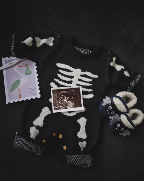 A baby is brewing... I need the names of spooky/goth baby shops. Please let me know in the comments! 🖤 Emo Baby Announcement, Goth Baby Aesthetic, Spooky Baby Nursery, Goth Baby Stuff, Spooky Baby Announcement, Goth Pregnancy Announcement, Goth Baby Room, Goth Baby Names, Goth Baby Shower Ideas