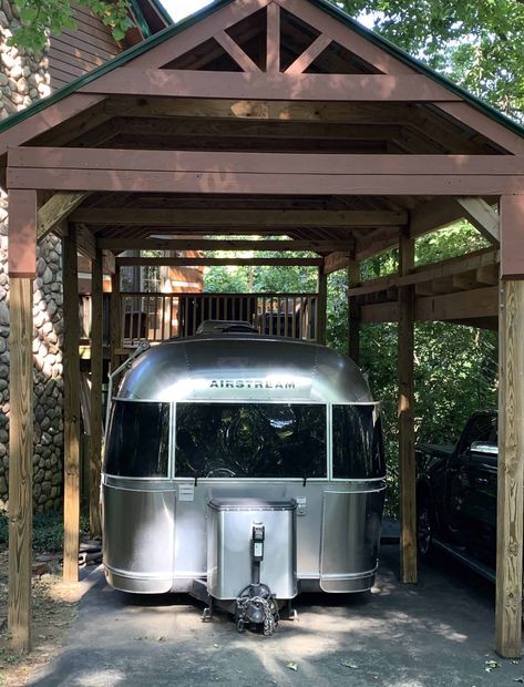 Airstream Living, Airstream Bambi, Airstream For Sale, Airstream Trailers For Sale, Airstream Remodel, Rv Garage, Camp Site, Airstream Trailers, Rv Stuff