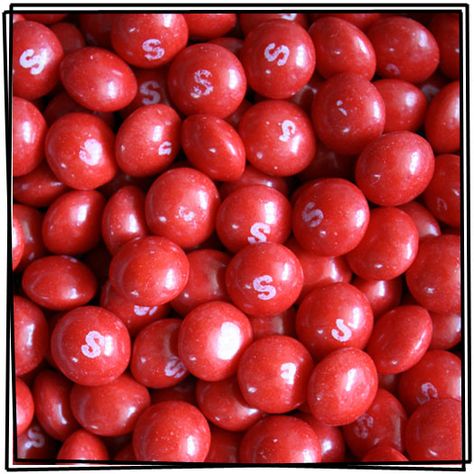 Red Skittles. The best flavor of skittles Red Skittles, Candy Photography, Boston Baked Beans, Snack Hacks, Online Candy Store, Nostalgic Candy, Bulk Candy, Taste The Rainbow, Red Strawberry