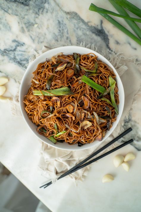 Scallion Oil Noodles | Recipe — Nom Life Scallion Noodles, Scallion Oil, Oil Noodles, Linguine Recipes, Chinese Noodles, Lazy Afternoon, Noodles Recipe, Garlic Fries, Easy Delicious Recipes