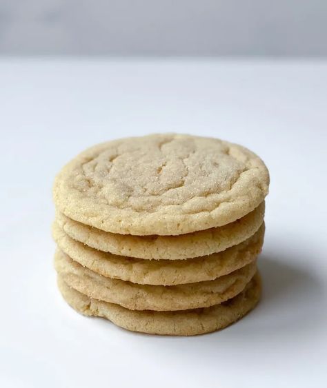 Crispy Sugar Cookie Recipe, Cookie Recipes Chewy, Best Sugar Cookie Recipe, Best Cookies Ever, Chewy Sugar Cookies, Best Sugar Cookies, Roll Cookies, Cutout Sugar Cookies, Chewy Cookie