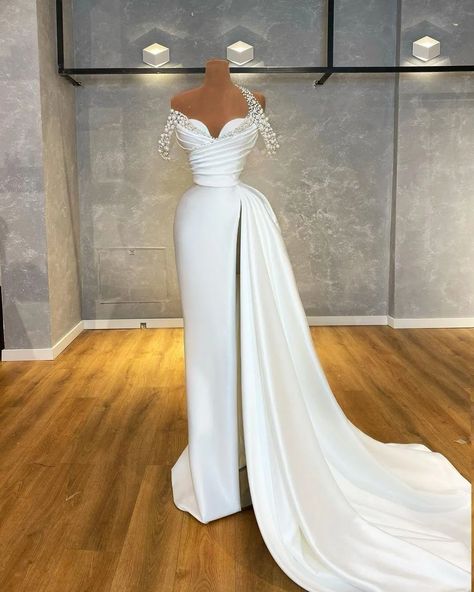 Elegant Ladies Wedding Dress 2024 Pearl Crystal Designer Ruffled sexy split Sweetheart Halter bridal Asymmetrical Prom Dress, Valdrin Sahiti, Evening Dress Beaded, Custom Made Prom Dress, Fantasy Wardrobe, فستان سهرة, Mermaid Evening Dresses, Gala Dresses, Wedding Outfits