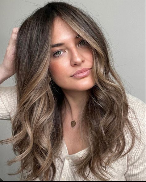 Ashy Reverse Balayage, Brown Hair Balayage Ashy Brown, Root Smudge Light Brown, Honey Beige Brown Hair, Brunette With Dimension And Money Piece, Brownish Blonde Balayage, Lived In Blonde Highlights On Brown Hair, Soft Ash Brown Balayage, Natural Brown Hair With Dimension