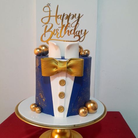 Drip Cake Recipes, Tuxedo Cake, Birthday Men, Family Collage, Boy Birthday Decorations, Cake Simple, Elegant Birthday Cakes, Birthday Cakes For Men, Blue Cakes