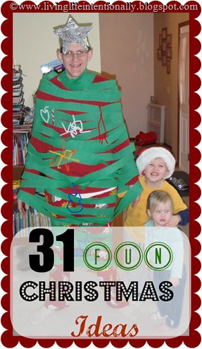 Human Christmas Tree, Conner Lee, Fun Christmas Ideas, Christmas Ideas For Kids, Christmas Tree Game, Christmas Activities For Families, Christmas Games For Family, Mom Ideas, Games Ideas