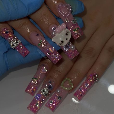 Xxl Hello Kitty Nails, Y2k Nails Hello Kitty, Hello Kitty Junk Nails, Hello Kitty Y2k Nails, Nails With Charms Y2k, Y2k Hello Kitty Nails, Hello Kitty Nails Long, Hello Kitty Nails Acrylic, Kawaii Nails Acrylic