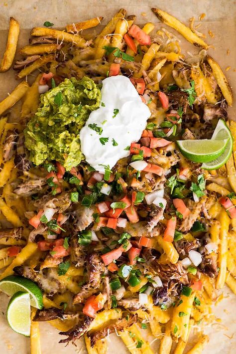 Carnitas Nacho Fries are the perfect party food or game-day appetizer. They're easy, stress-free, and a total crowd-pleaser. What Goes With French Fries, Healthy Nacho Fries, Mexican French Fries, Loaded Nacho Fries, Food Cravings Savory, Appetizer Nachos, Carnitas Nachos, Fries Nachos, Nachos Fries