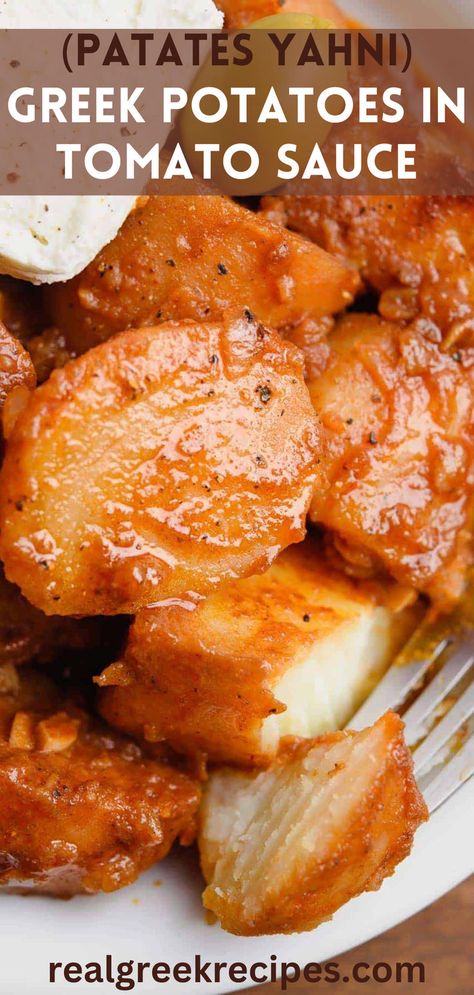 Soft and tender potatoes slowly cooked in a rich tomato sauce with spices! Potato Tomato Recipe, Tomato Side Dishes, Potato Sauce, Greek Potatoes, Vegan Wine, Greek Cooking, Tomato Sauce Recipe, Greek Dishes, Middle Eastern Recipes