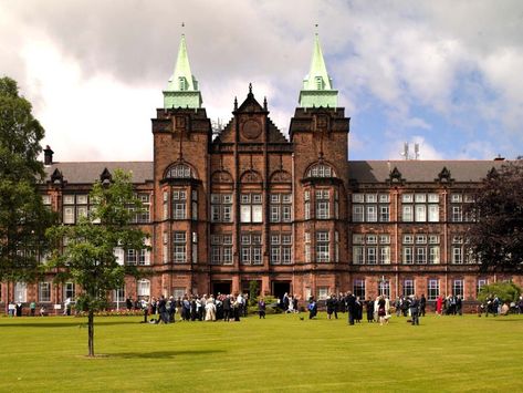 is University of Strathclyde good? Stay Private, Rooms Apartment, University Of Strathclyde, Students Day, Uk Universities, Student House, Student Accommodation, Best University, Visit Scotland