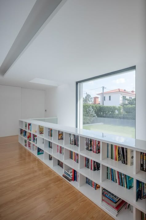 Touguinhó House by Raulino Silva Stairs Window, Contemporary Residence, Pony Wall, Stairs Design Modern, Home Stairs Design, Full Picture, Stair Storage, House Stairs, Living Room Leather