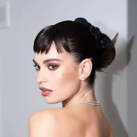 Hepburn Bangs, Audrey Hepburn Bangs, Ponytail For Short Hair, Micro Fringe, Audrey Hepburn Hair, Bangs Updo, Audrey Hepburn Inspired, Slicked Back Ponytail, Bandana Hair