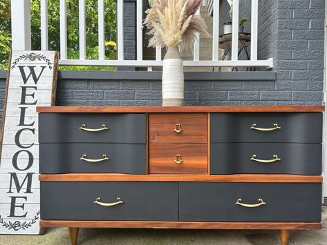 Fashion Trend Johnson Carper 8 drawer all wooden dresser with cherry veneer top | eBay 6 Drawer Dresser Makeover, Painted Mcm Dresser, Redone Dressers, Two Toned Dresser, Mcm Dresser Makeover, Fusion Paint Furniture, Retro Furniture Makeover, Dresser Inspo, Dresser Flip