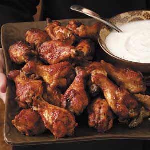 memorial day is coming Chinese Chicken Wings, Flavored Chicken, Party Chicken, Spicy Appetizers, Hot Wings, Chicken Wing Recipes, Wing Recipes, Quesadillas, Fajitas