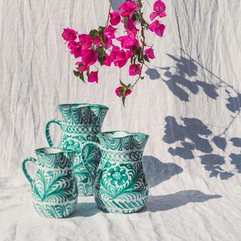 POMELO CASA’s Instagram photo: “The perfect pitchers for your spring flowers! 🥰🥰🥰 . . . #madeinspain #handmade #handpainted #artisan” African Pottery, Hand Painted Designs, Paper Vase, Class Decor, Southern Spain, Spanish Design, Terracotta Clay, Painted Designs, Ceramic Boxes