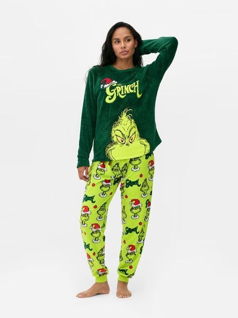 The Grinch Clothes, Grinch Christmas Sweater, Grinch Pajamas, Xmas Pjs, Christmas Pyjamas, Womens Christmas Pajamas, Xmas Pajamas, Kids Birthday Shirts, Christmas Pjs