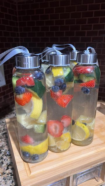 Dexot Drinks Water, Kidney Stone Prevention, Gallon Of Water A Day, My Why, Kidney Stone, Detox Water Recipes, Healthy Heart, Grow Long Hair, Blood Sugar Control