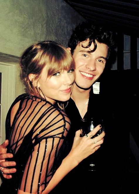 Shawn Mendes, Taylor Swift, Swift