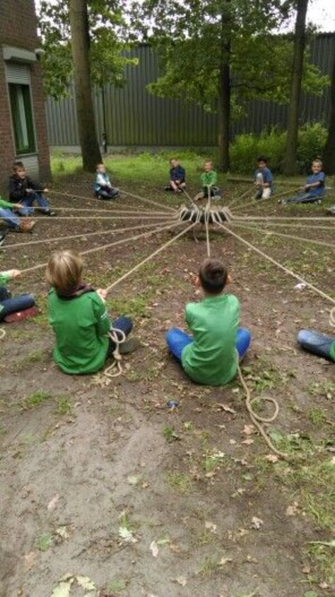 Fun Activities for Spring - Indoor & Outdoor - Kids Art & Craft Team Building Activities For Adults, Activities For Spring, Summer Camp Games, Fun Outdoor Games, Fun Indoor Activities, Physical Activities For Kids, Fun Outdoor Activities, Diy Toddler, Activities For Adults