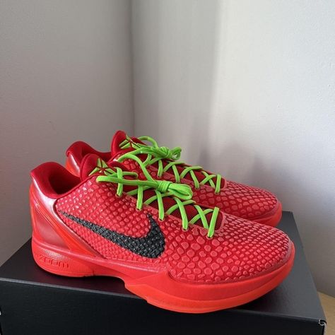 Nike Zoom Kobe 6 Protro Low 'Reverse Grinch' Kobe 6 Reverse Grinch, Kobe Grinch, Kobe 6 Grinch, Reverse Grinch, Jordan Pictures, Kobe 6 Protro, Bball Shoes, Kobe 6, Michael Jordan Pictures