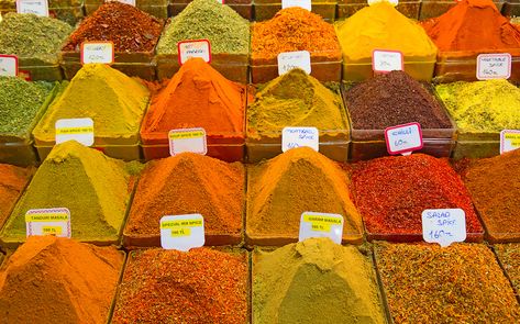 10 Most Commonly Used Spices in Turkish Cuisine Turkish Doner, Turkish Cheese, Turkish Spices, Roasted Red Pepper Soup, Red Pepper Soup, Kebab Recipes, Dried Figs, Stuffed Pepper Soup, Spinach And Cheese