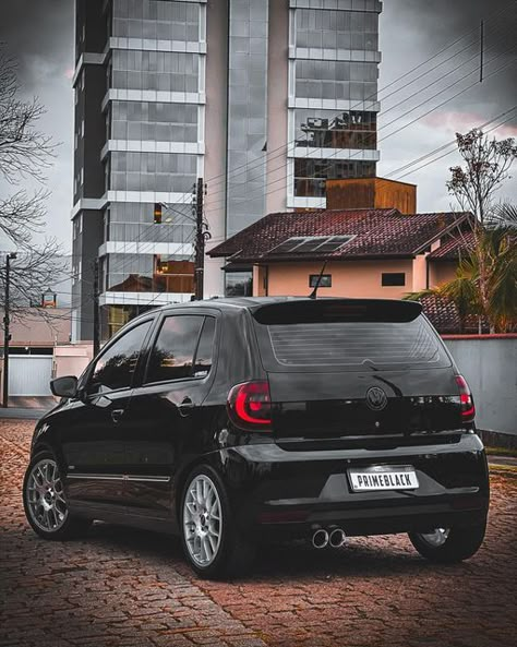 Volkswagen Fox, Vw Ideas, Vw Fox, Bbs Wheels, Vw Cars, Car Ideas, Car Club, Volkswagen Golf, Volkswagen