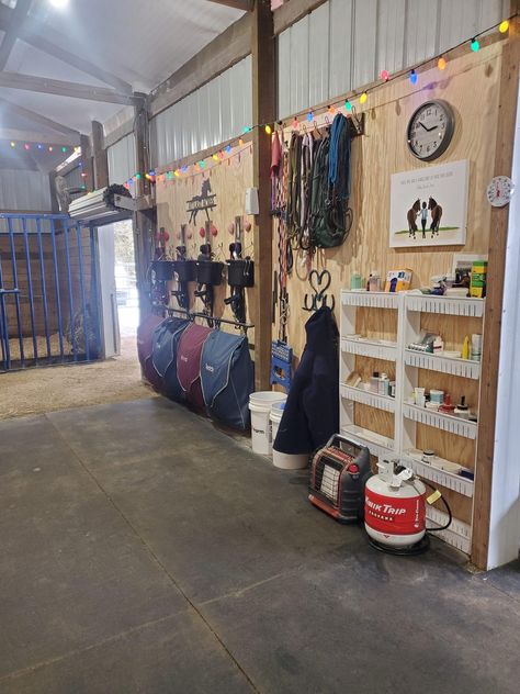 Tack Room Ideas Diy, Tack Shed Ideas, Tack Room, Storage Room, Barn Design, Room Diy, Stables, Shed, Yard