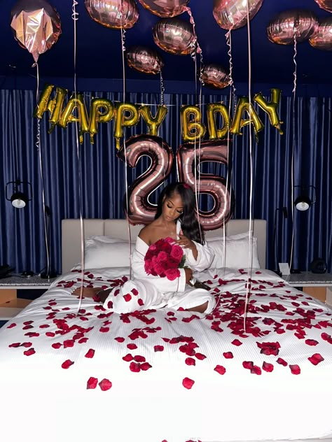 Birthday Photoshoot Ideas Hotel, Pajama Photoshoot Photo Ideas Birthday, Birthday Shoot In Bed, Bed Photoshoot Black Woman, Birthday Hotel Pictures, Hotel Birthday Photoshoot Ideas, Hotel Room Photoshoot Ideas Birthday, 21th Birthday Photoshoot Ideas, Birthday Hotel Photoshoot