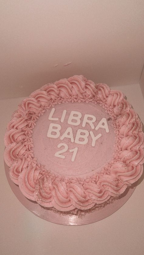 #libra #cake #birthday #pink #librababy Libra Birthday Cake, Libra Cake, 26 Birthday Cake, Libra Aesthetic, 26 Birthday, Moana Bebe, Libra Birthday, Ideas Cumpleaños, Fun Baking