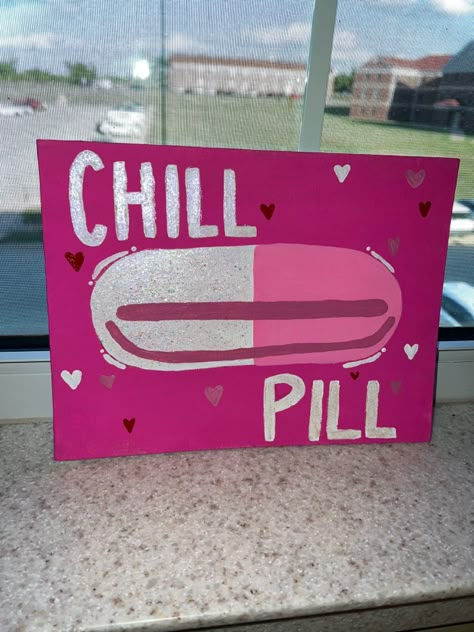 Chill Pill Painting, Painting Ideas On Canvas Aesthetic Retro, Paintings For Mini Canvases, Easy Things To Paint Pink, Y2k Aesthetic Paintings, Y2k Painting Ideas Pink, Pink Drawing Ideas Easy, Boyfriend Girlfriend Painting Ideas, Pink Painting Ideas On Canvas Aesthetic