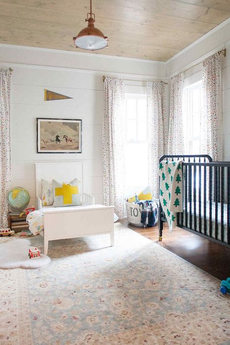 5 Rugs for The Nursery Twin Bed Shared Room, Bright Rug, Shared Boys Rooms, Shared Nursery, Shared Kids Room, Vintage Boy, Rug Nursery, Lego Room, Kids Room Inspiration