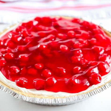 No Bake Cherry Cheesecake Best No Bake Cheesecake, Cream Cheese Pie Recipes, Cheese Pie Recipe, Cherry Cheesecake Recipe, No Bake Cheesecake Filling, No Bake Cherry Cheesecake, Cherry Topping, Easy No Bake Cheesecake, Cream Cheese Pie