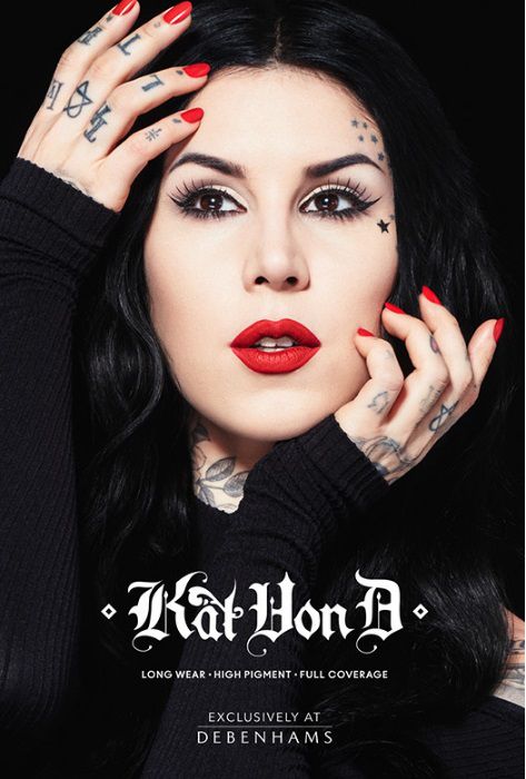 Kat Von D Style, Ryan Ashley Malarkey, Ryan Ashley, Lipstick Shade, Kat Von D Makeup, Creme Lipstick, Nikki Sixx, Mötley Crüe, Beauty Hacks Video