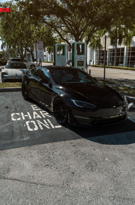 Tesla Model S Plaid - AN28 SeriesTWO - Anrky Wheels Black Tesla Model S Plaid, Tesla S Model, Tesla Model S Plaid Interior, Model S Plaid Tesla, Tesla Model S Plaid Black, Tesla Model S Plaid Wallpaper, Car Asethics, All Black Tesla, Tesla Model 3 Aesthetic