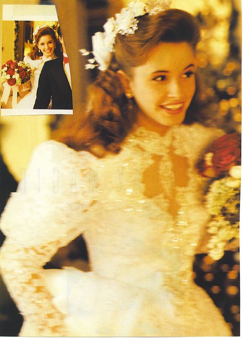 Early 90s Wedding, 80s Wedding Hairstyles, Vintage Wedding Dress 80s, 90s Wedding Photography, 90s Wedding Photos, 90s Themed Wedding, 80s Wedding Hair, 90s Wedding Hair, 90s Wedding Aesthetic