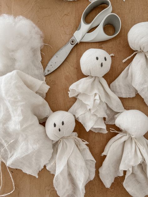 Ghost Sock Craft, Halloween Ghost Garland Diy, Diy Ghost Hanging From Tree, Ghost Hanging From Tree Diy, Fabric Ghost Garland, Small Hanging Ghosts Diy, Diy Hanging Ghost Indoor, Hanging Ghost Craft, No Sew Halloween Crafts