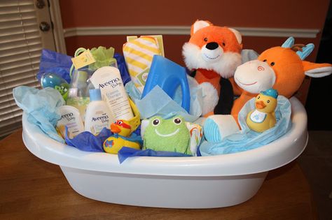 The Ultimate $5.99 Baby Shower Gift | Sweet Orange Fox Gift Basket Friend, Baby Bath Gift, Bath Gift Basket, Baby Shower Baskets, Baby Shower Gift Basket, Diy Baby Shower Gifts, Baby Bath Tub, Baby Baskets, Bath Gift