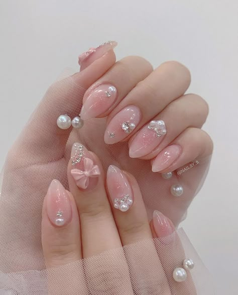 Nail Art Pink Pastel, Trendy Nail Colors, Bridal Nails Designs, Coquette Nails, Overall Style, Cute Pink Nails, Beauty Hacks Nails, Art Deco Nails, Asian Nails