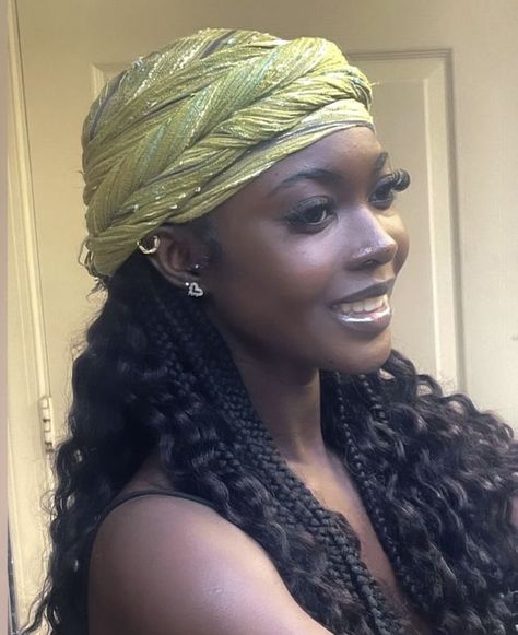 Hair Wrap Black Women, Headwrap Hairstyles Braids, Headwrap Styles Black Women, Scarf Hairstyles Braids, Headwrap Hairstyles, Head Wrap Styles, Hair Wrap Scarf, Hair Scarf Styles, Head Scarf Styles