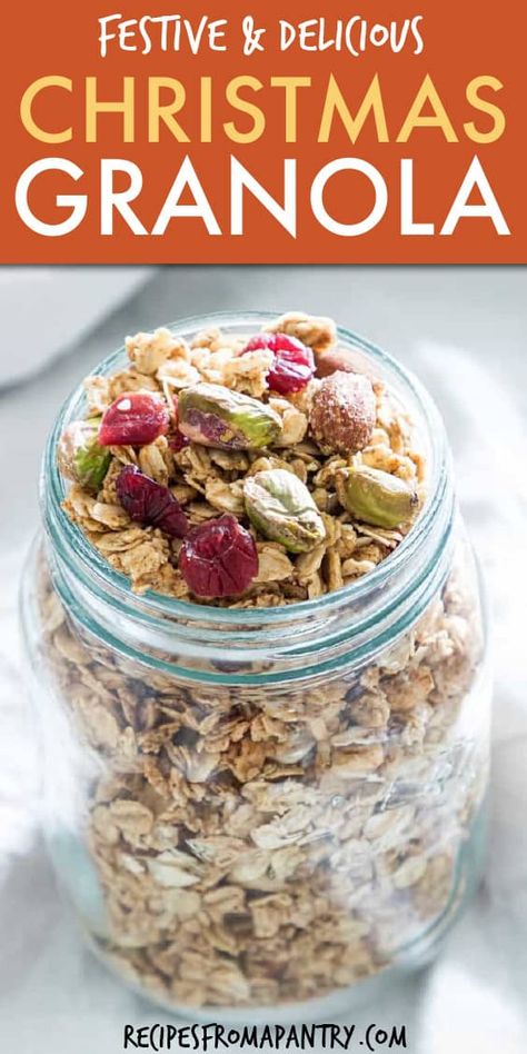 Winter Granola Recipe, Christmas Granola Recipe, Holiday Granola Recipe, Gingerbread Breakfast, Holiday Granola, Gingerbread Granola Recipe, Christmas Granola, Vegan Granola Recipe, Gingerbread Granola