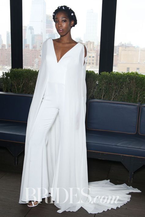 The Prettiest Wedding Dresses From the Spring 2018 Runway Wedding Pantsuit With Cape, Wedding Pantsuit The Bride, Pantsuit Wedding Dress, Gemy Maalouf, Jumpsuit Wedding, Wedding Pantsuit, Wedding Pants, Bridal Suits, How To Dress For A Wedding