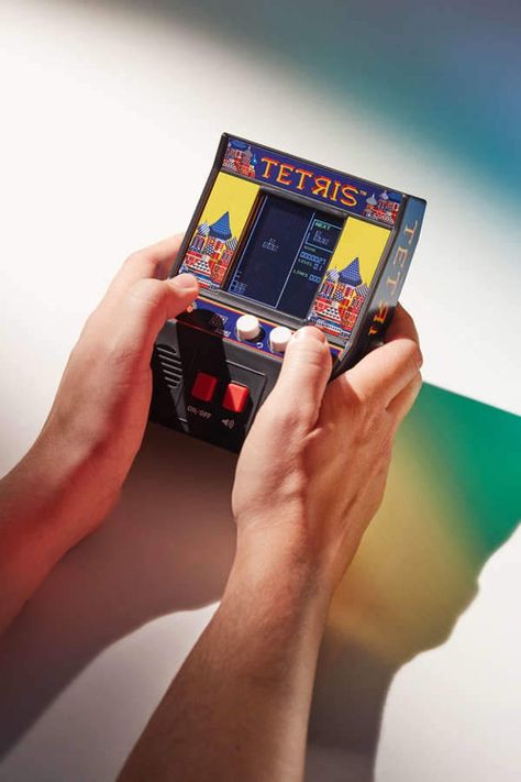 Handheld Tetris Arcade Game Retro Gamer Room, Gamer Room Ideas, Tetris Game, Retro Games Room, Mini Arcade, Nostalgic Gifts, Retro Videos, Retro Gamer, Gamer Room