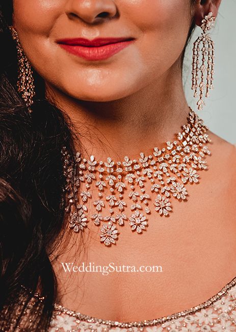 Indian Reception Jewelry, Wedding Jewelry Choker, Silver Wedding Jewelry Set Indian, Indian Jewelry Diamond, Diamond Necklace For Bride, Diamond Wedding Jewelry Indian, Bridal Diamond Jewellery Set, Trending Diamond Jewelry, Wedding Diamond Necklace