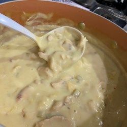 Creamy Chicken Enchilada Soup Easy Chicken Enchilada Soup, Leftover Sour Cream, Creamy Chicken Enchilada Soup, Best Beef Stroganoff, Chicken Enchilada Soup Recipes, Enchilada Soup Recipe, Sour Cream Enchiladas, Yummy Noodles, Creamy Chicken Enchiladas