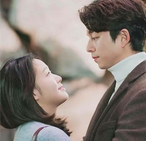 Goblin and his young bride Kim Go Eun Goblin, Goblin 2016, Goblin Gong Yoo, Goblin Korean Drama, Goblin Kdrama, Kwon Hyuk, Yoo In Na, Kim Go Eun, Chinese Films