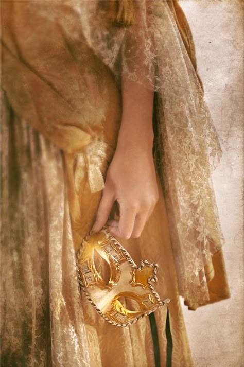 Sun Queen, Walburga Black, Masked Ball, Royal Aesthetic, Gold Aesthetic, Princess Aesthetic, Yellow Aesthetic, Court Of Thorns And Roses, Masquerade Ball