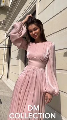 Hijab Prom Dress Muslim Long Sleeve, Pink Birthday Dress Modest, Dresses To Wear To A Wedding Hijab Simple, Elegant Dresses Classy Modest, Hijabi Soiree Dresses, Event Dresses Classy, Hijabi Dresses, Soiree Outfit, Elegant Silk Dresses